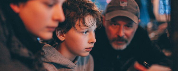 Работа с молодыми режиссерами: как открыть новые горизонты в киноиндустрии