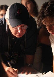 Как работать с молодыми режиссерами над авторскими проектами: практические советы и вдохновение