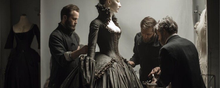 Работа с известными художниками по костюмам: секреты профессионального сотрудничества