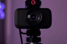 Кто работает в вебкам-индустрии: обзор реальных вакансий и чем они занимаются